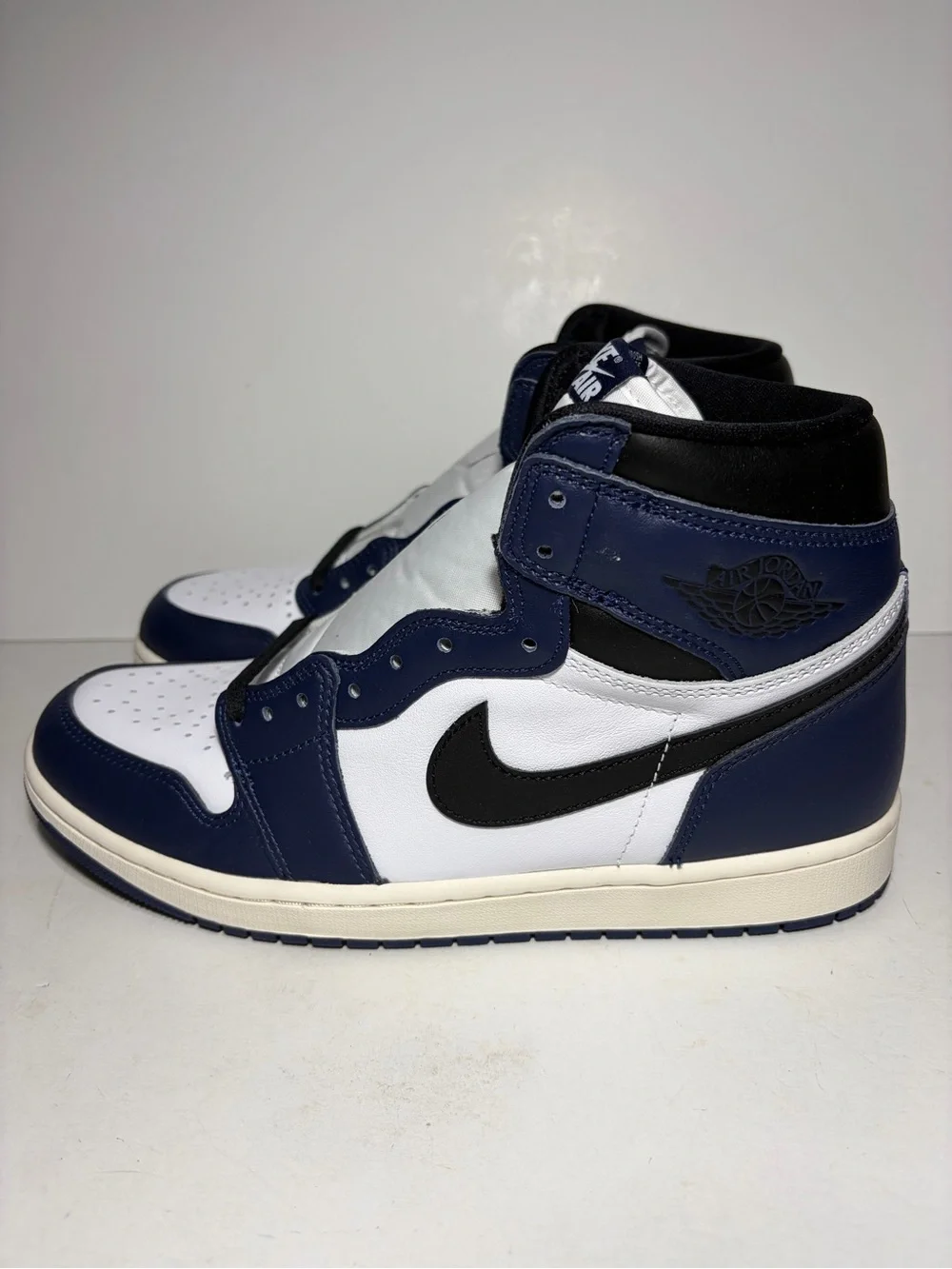Nike Air Jordan 1 High OG Midnight Navy Black White Sneakers US 10 DZ5485-401